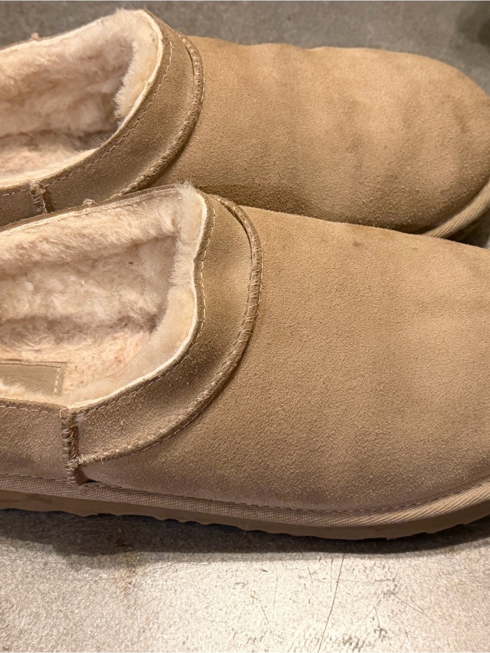 UGG Big Girl Slip-On Shearling Lined Slippers in Chestnut